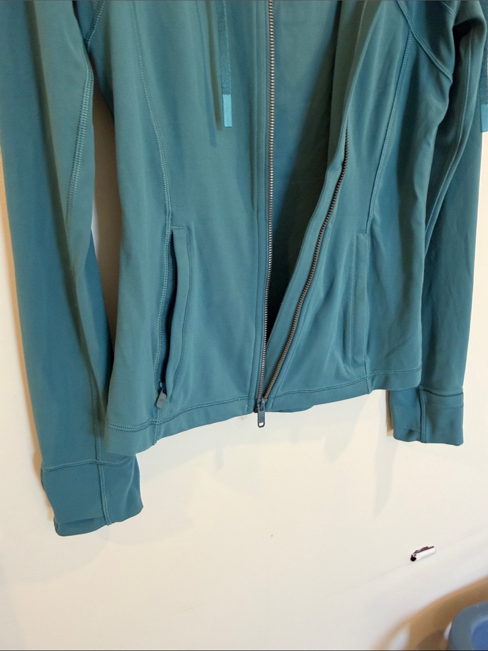 lululemon athletica aqua zip define hoodie with black trim - Picture 12 of 13